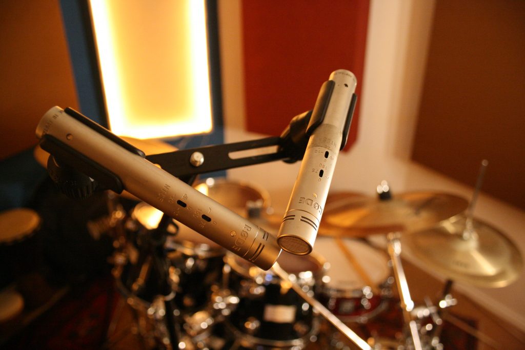 recording drums with XY microphone technique